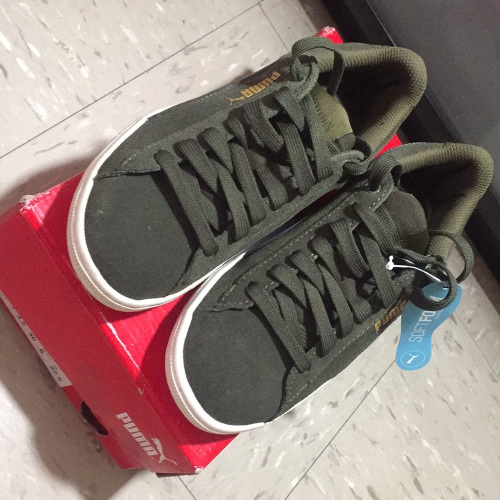 Brand New olive green women puma sneakers